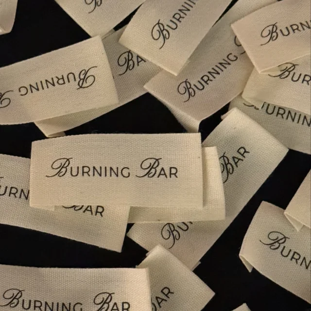 NEW MERCH COMING SOON !!! 🥳👀 ••#burningbar #burningbarparis #paris #paris2024 #october #pilates #hotpilates #wellness #hot #itsgettinghotinside #healthy #trendy #trendyparis #merch